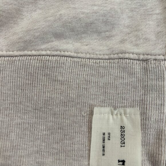 Sweater - Picture 2 of 6